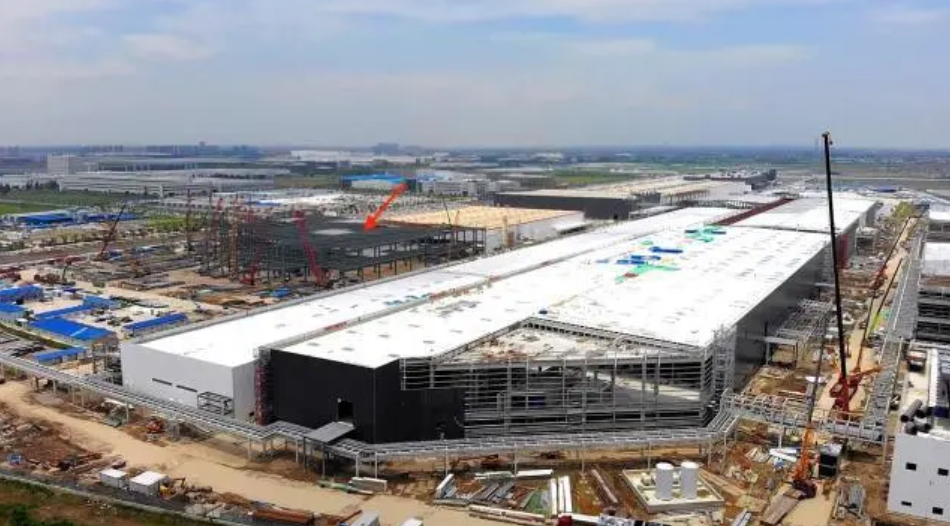 特斯拉上海工廠二期最新進(jìn)展：動力電池廠房現(xiàn)雛形