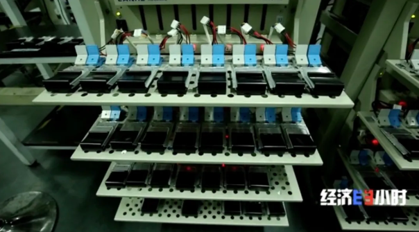 整車?yán)m(xù)航里程翻倍 公交車8分鐘充電超60% 你的電池該換了? 整車?yán)m(xù)航里程翻倍 公交車8分鐘充電超60% 你的電池該換了?