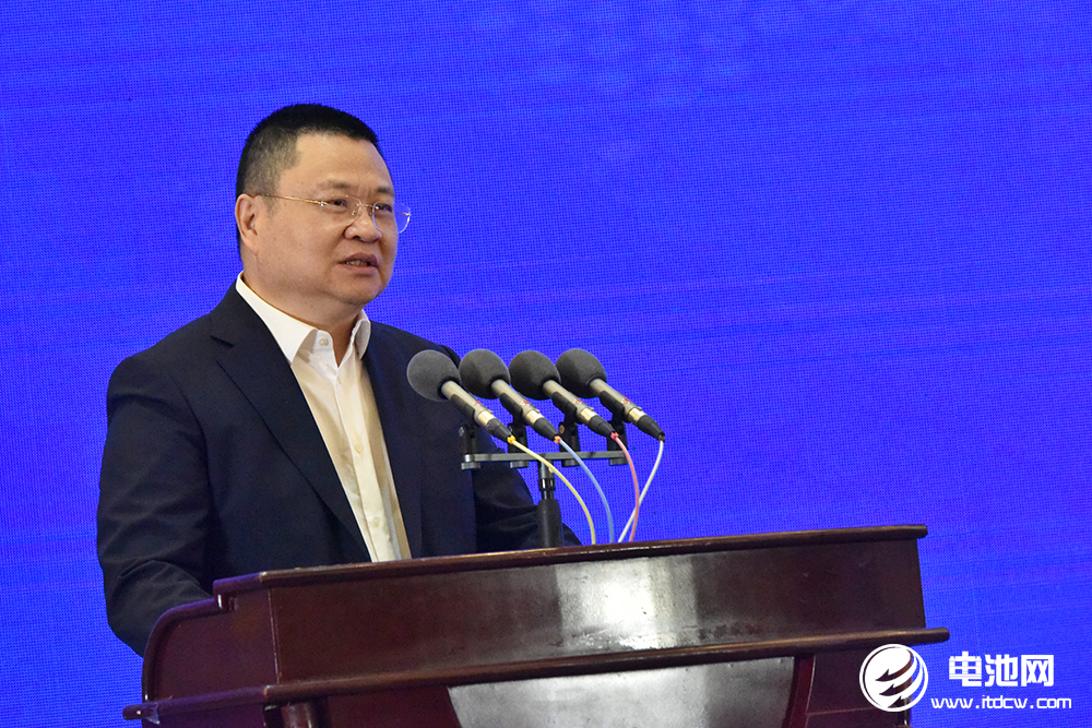 易事特集團(tuán)股份有限公司董事長(zhǎng)何思模