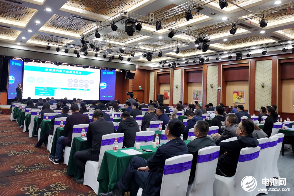 超高強(qiáng)+在線涂覆鋰電隔膜新品發(fā)布 山西藍(lán)科途二期預(yù)計(jì)年底投產(chǎn)