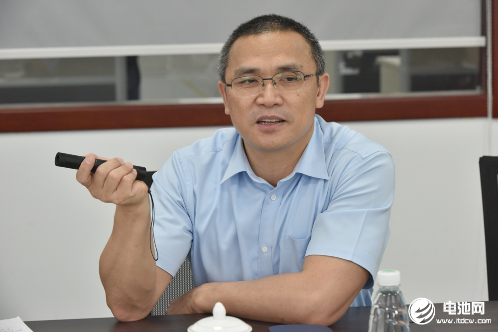  2021年中國電池新能源產業鏈調研團一行參觀考察飛榮達