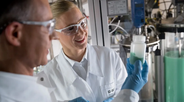 正極材料技術(shù)互補(bǔ)！巴斯夫與優(yōu)美科簽訂專利交叉許可協(xié)議