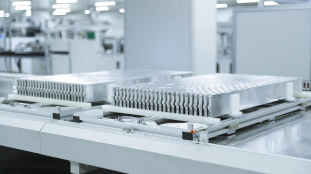 圖注:比亞迪刀片電池解決消費者最關心的安全痛點 圖注:比亞迪刀片電池解決消費者最關心的安全痛點