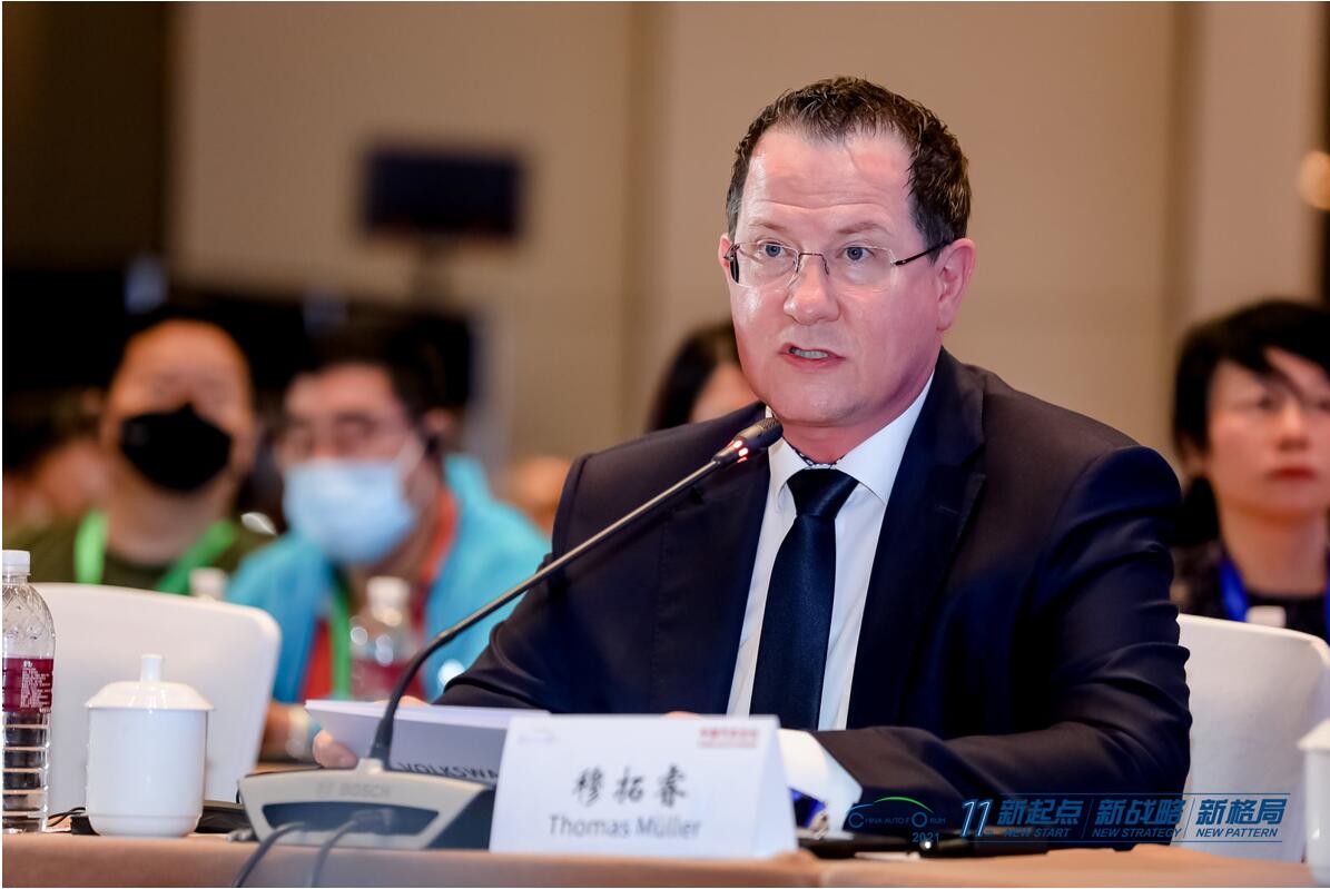 大眾汽車(chē)集團(tuán)（中國(guó)）執(zhí)行副總裁穆拓睿博士