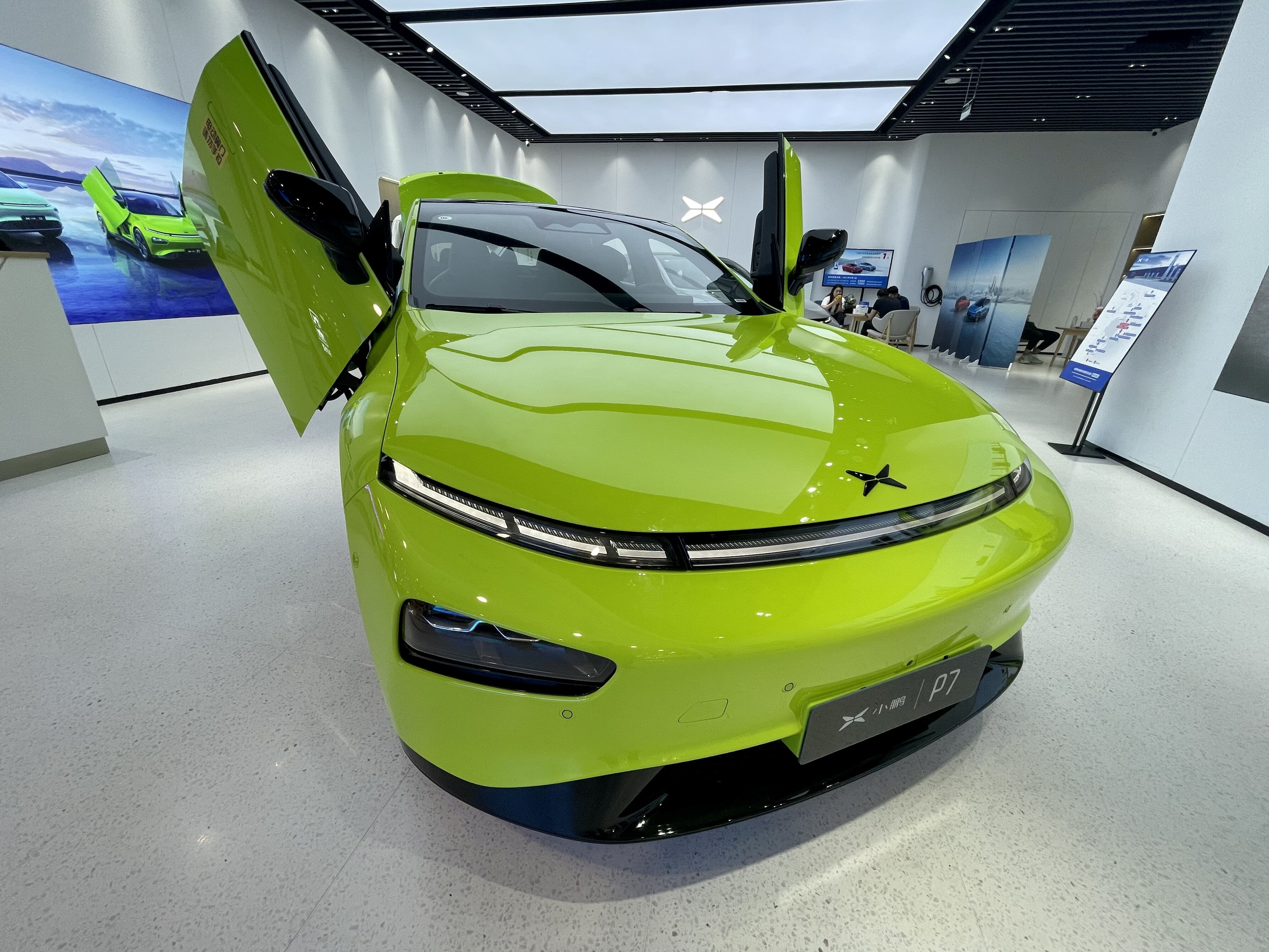 小鵬電動(dòng)車(chē)P7