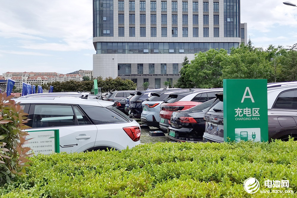 趨勢下的暗流涌動 2022汽車行業釋放新信號