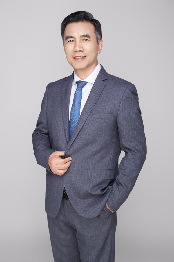 北京衛(wèi)藍(lán)新能源科技有限公司 董事長/總經(jīng)理 俞會(huì)根