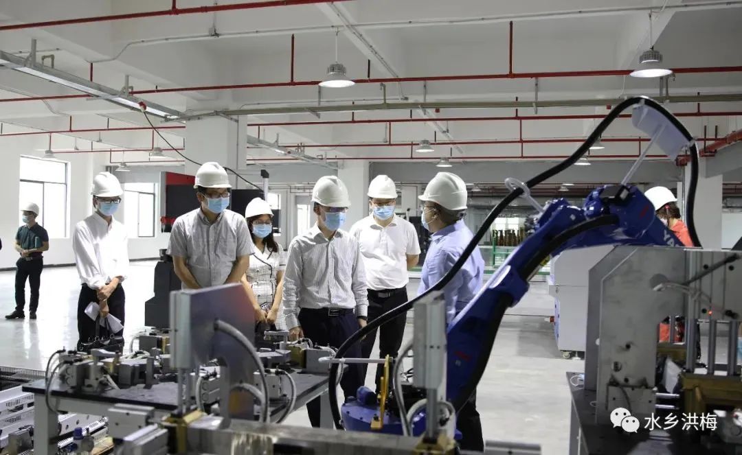 東莞水鄉黨工委書記賴健偉深入重點企業調研 全力推動第二季度經濟穩增長