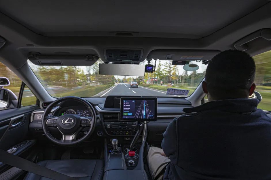 主駕可無人！全國首個乘用車無人化運營試點在北京開放