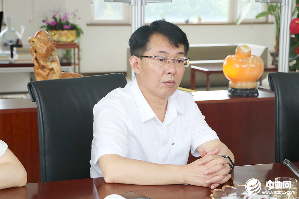 中關村新型電池技術創新聯盟秘書長于清教一行參觀調研凱能科技