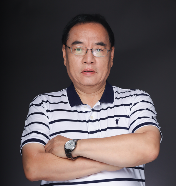 北京大學(xué)化學(xué)與分子工程學(xué)院教授其魯