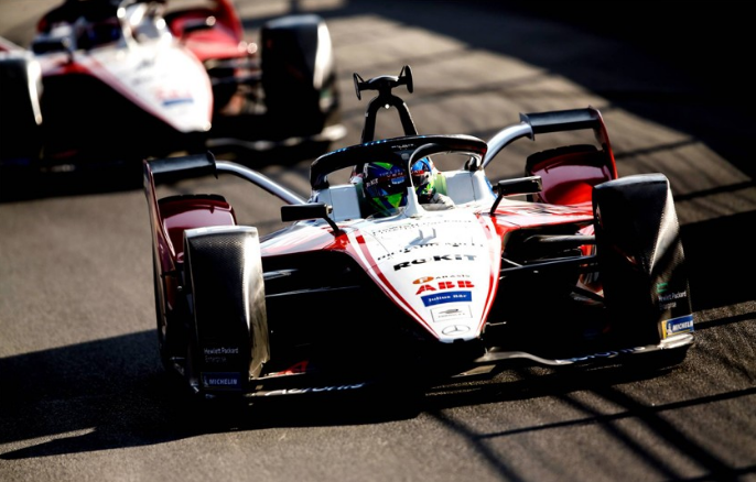 孚能科技與國際頂級跑車品牌Venturi合作，助力其在國際汽聯(lián)電動方程式大賽中獲得第五名的成績