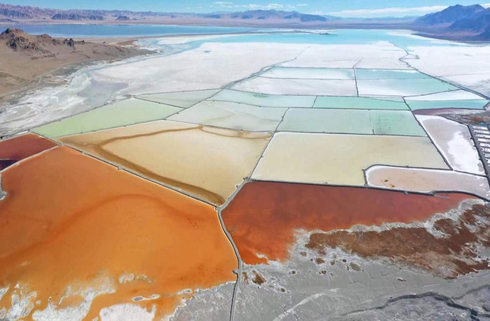歷時兩年，西藏礦業萬噸電池級碳酸鋰項目迎來試生產！