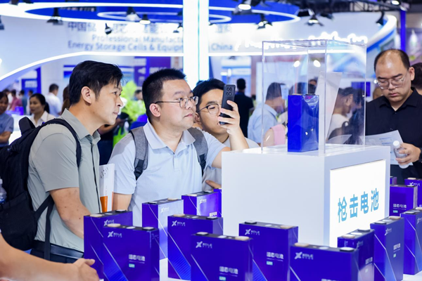 同質(zhì)化競(jìng)爭(zhēng)嚴(yán)重？低溫電池與固態(tài)電池量產(chǎn)先鋒走出差異化路線