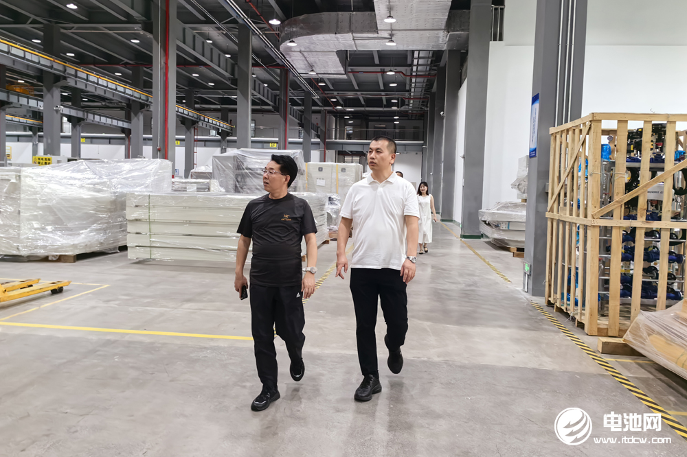 中國電池新能源產業鏈調研團一行參觀考察捷盟智能 中國電池新能源產業鏈調研團一行參觀考察捷盟智能