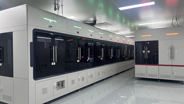 打造超充系！云山動(dòng)力超充大圓柱電池量產(chǎn)正式通線