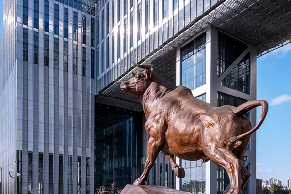 滬市主板年報：4.35萬億利潤背后，電動化智能化趨勢顯著