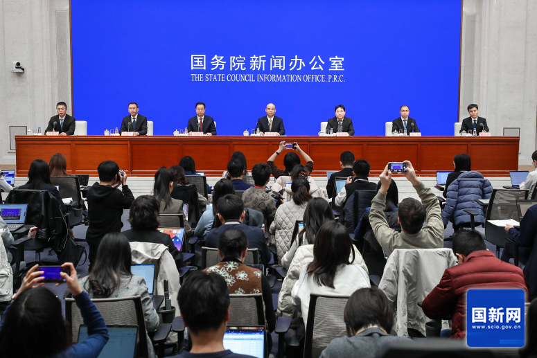 我國消費品品種總量達2.3億種 人形機器人等創(chuàng)新型產(chǎn)品供給穩(wěn)步提升